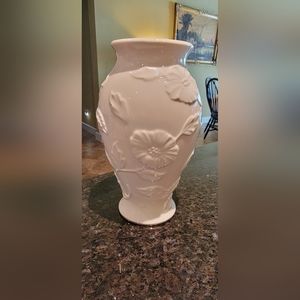 LENOX Floral Embossed Poppy Ivory Vase